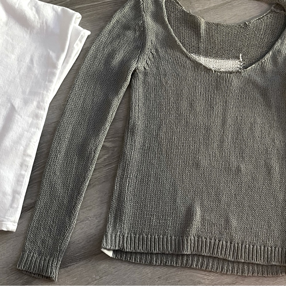 Victoria Secret Summer Sweater  Knit size S - Picture 6 of 10